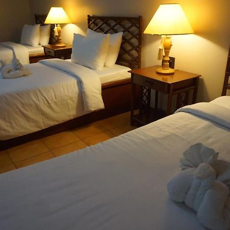 Victoria'S Haven Bed and Breakfast Dumaguete City Esterno foto