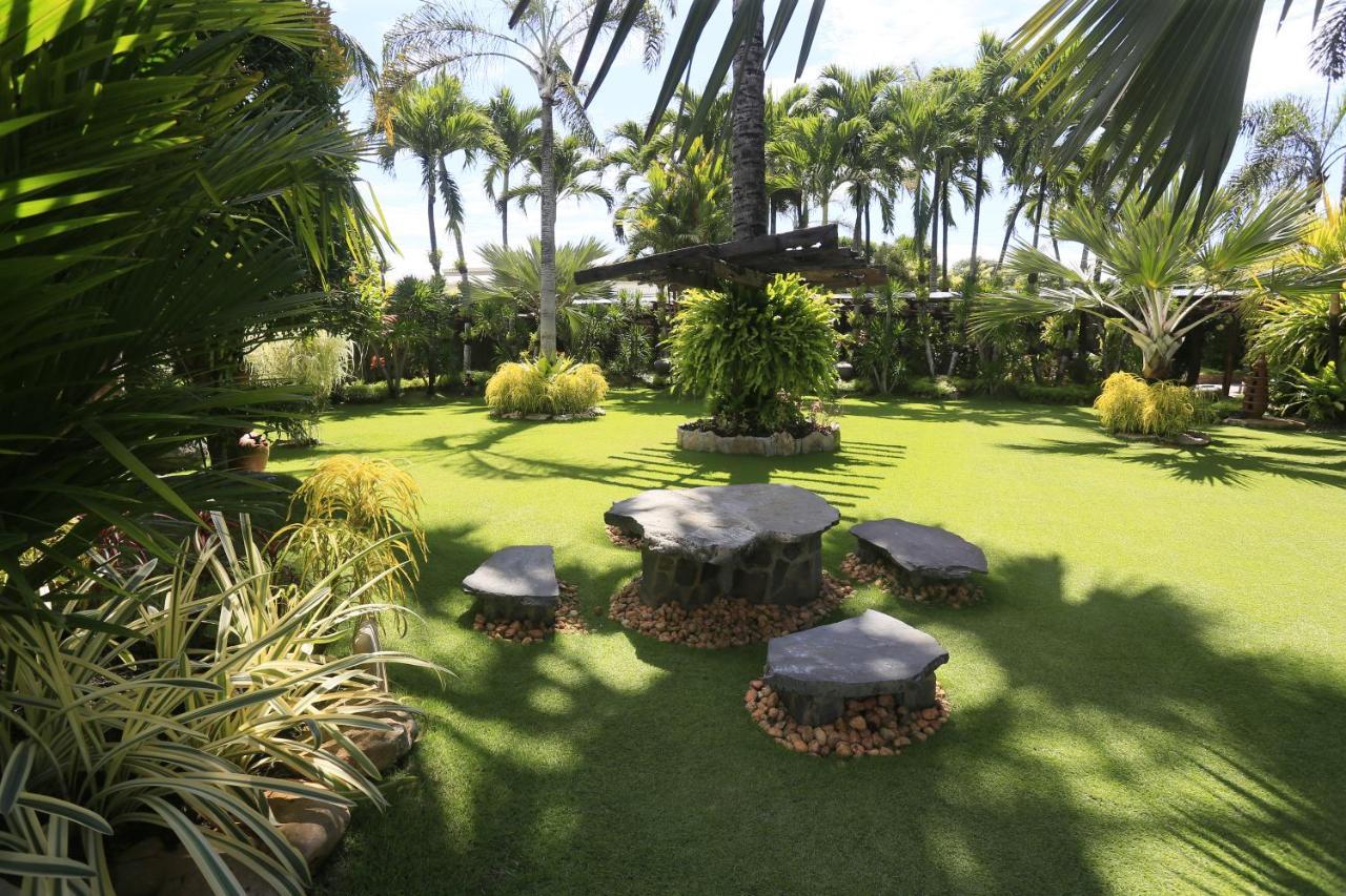 Victoria'S Haven Bed and Breakfast Dumaguete City Esterno foto