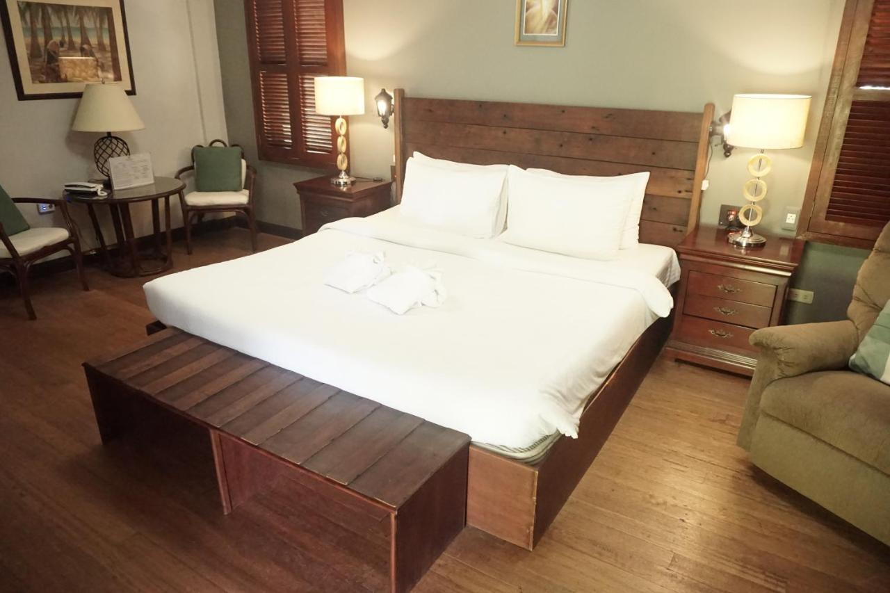 Victoria'S Haven Bed and Breakfast Dumaguete City Esterno foto